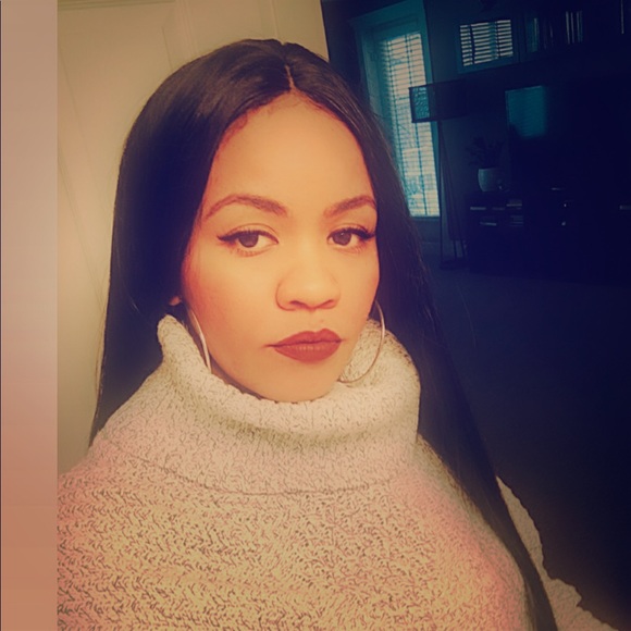 Meet your Posher, Alba - Picture 1 of 1